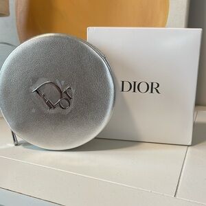 NEW Dior Silver‎ Vanity Circle Zip Pouch Cosmetic Bag Round